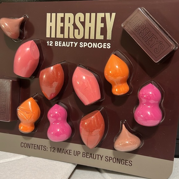 Hershey Beauty Sponges New! - Picture 3 of 4